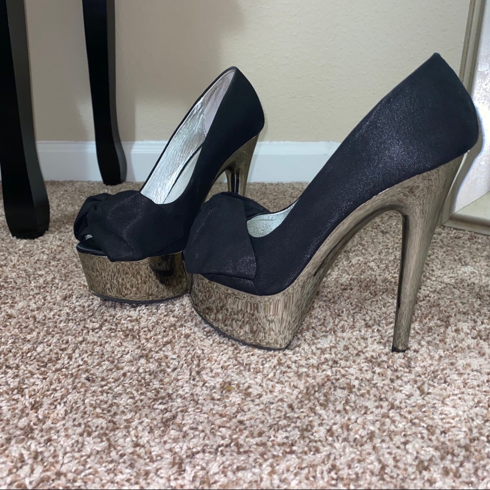 Black peep toe mirror bottomed platform heels